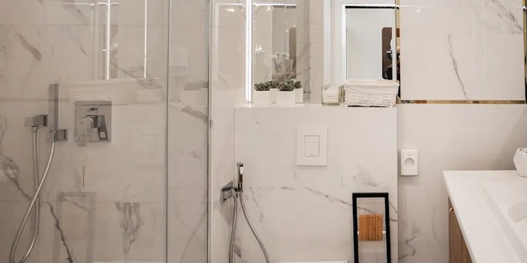 Centrum modelowania twarzy i ciała URODA - depilacja laserowa Białystok - kriolipoliza - hifu ginekologiczne Białystok - Zdjęcie 7