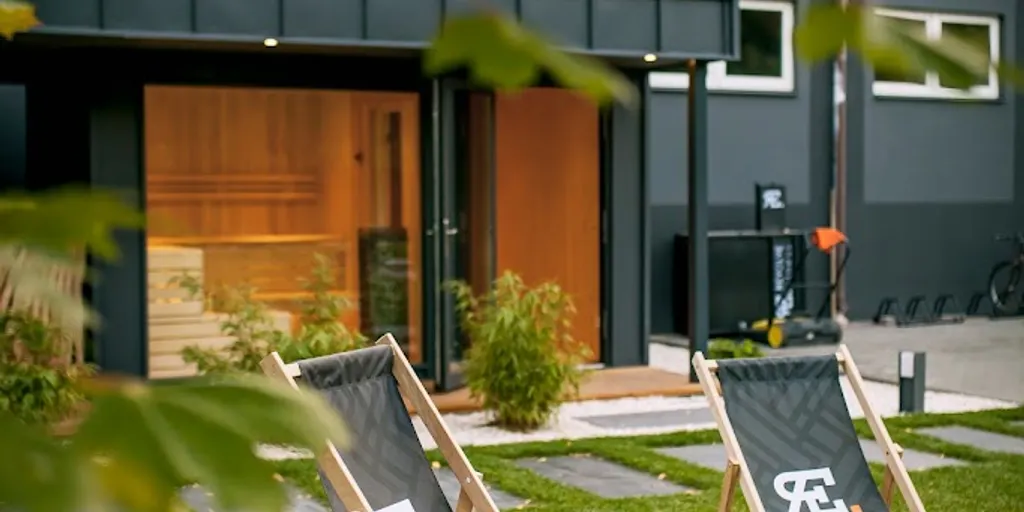 Revolve Fitness - Siłownia i afiliowany klub HYROX Łódź - Zdjęcie 7