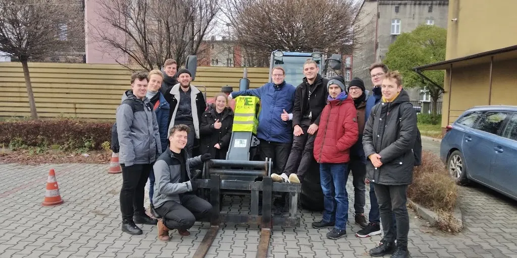 Efekt - Kursy na wózki widłowe, żurawie wieżowe - Zdjęcie 7