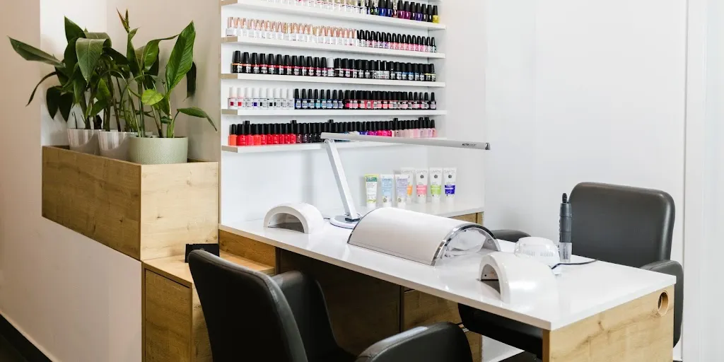 AKADEMIA PIĘKNA - Zdjęcie 5