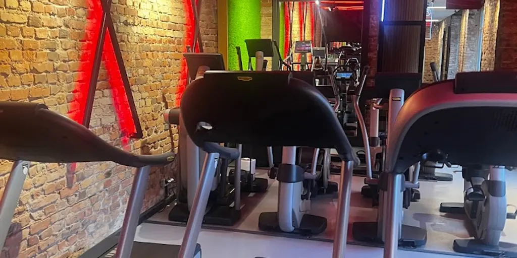 My Fitness Place Mogilska 70 - Zdjęcie 10