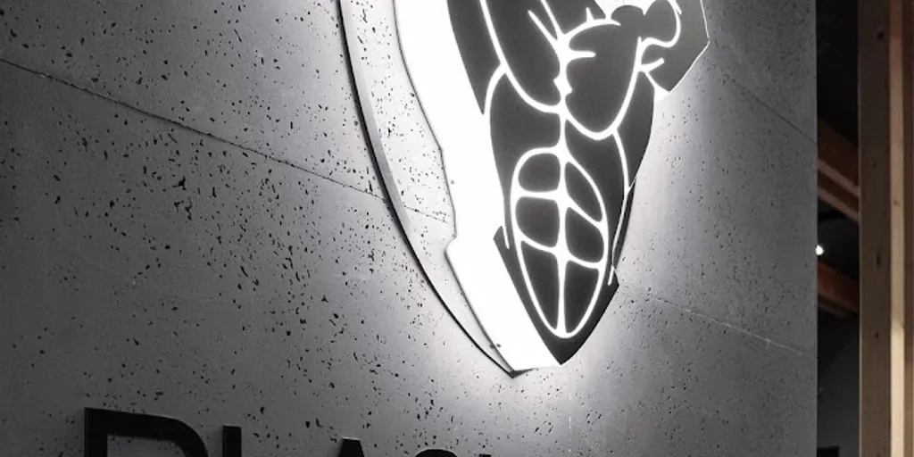 BLACK GYM FITNESS CLUB - Zdjęcie 3