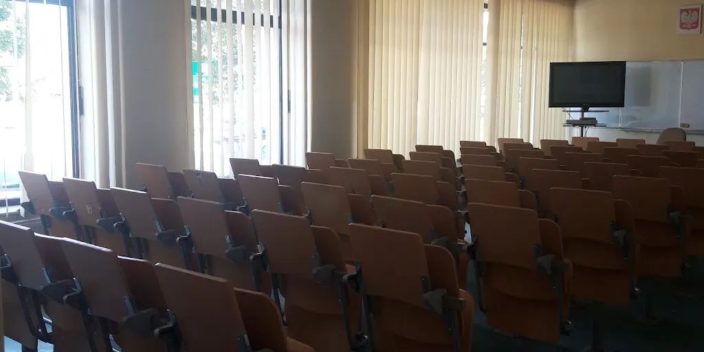 Centrum Kształcenia Zawodowego - Kursy i szkolenia specjalistyczne (ZDZ) - Zdjęcie 8