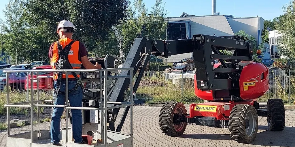 AVIS | Kurs UDT | Szkolenia BHP - Zdjęcie 6