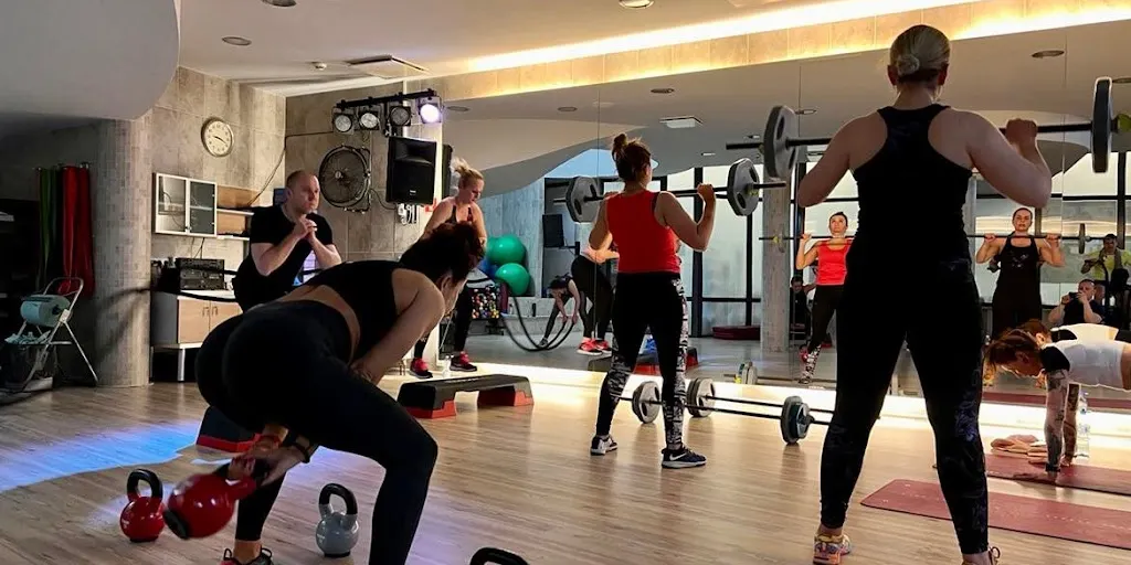 Planet Fitness Club s.c. - fitness, siłownia, trening personalny, trening ems, sauna, suplementy - Zdjęcie 3