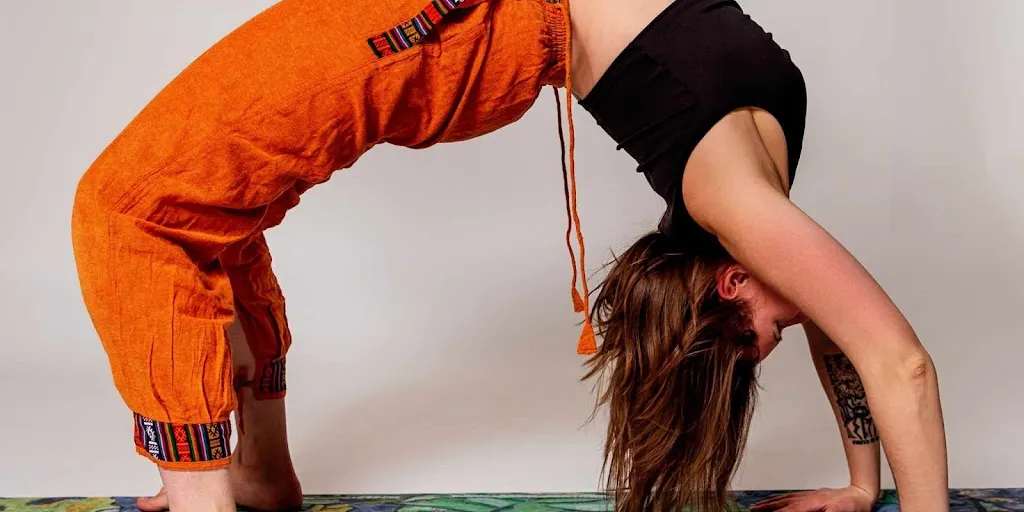 Shakti Joga Toruń. Zajęcia z jogi w Toruniu. Anastasiia Sakharova - Zdjęcie 9