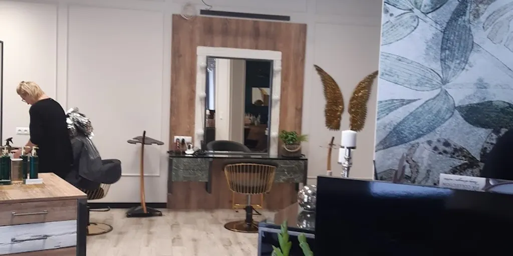 Salon Bartoszewicz – fryzjer – kosmetyka – zabiegi na twarz i ciało - Zdjęcie 5
