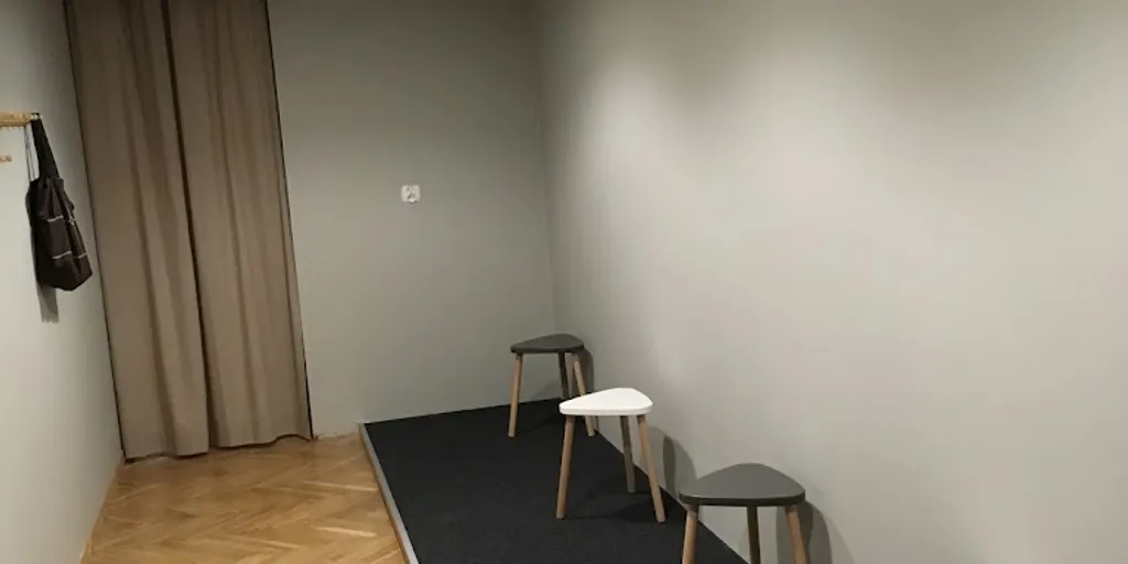 Szkoła Jogi na Dębnikach - Zdjęcie 4