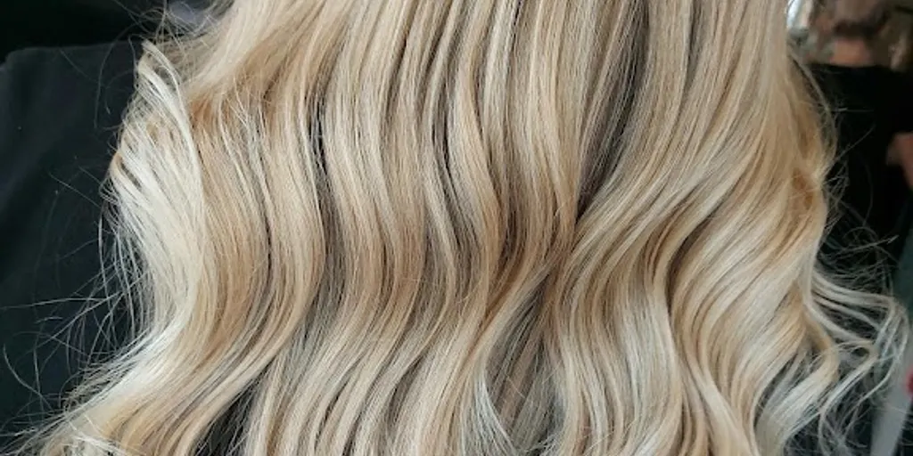 Salon Bartoszewicz – fryzjer – kosmetyka – zabiegi na twarz i ciało - Zdjęcie 6